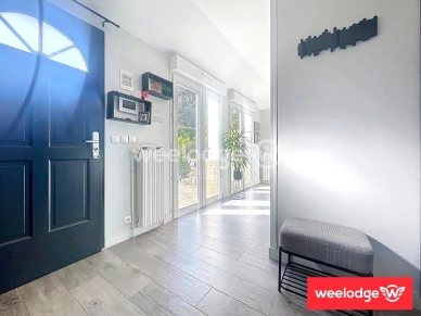 Maison à vendre 9 pièces de 158 m² à Vauréal