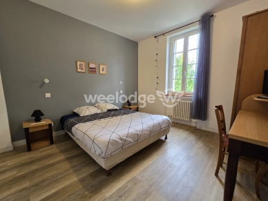 Maison à vendre 13 pièces de 281,5 m² à Chartres