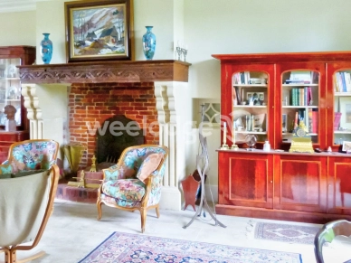 Maison à vendre 14 pièces de 400 m² à Lisieux