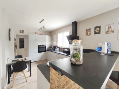 Maison à vendre 5 pièces de 104 m² à Les Mureaux