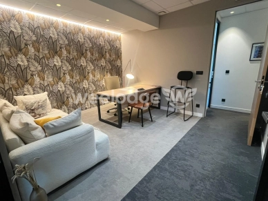 Local commercial à louer 3 pièces de 67 m² à Cergy