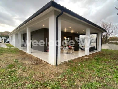 Maison à vendre 6 pièces de 165 m² à Montberon