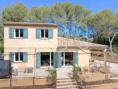 Maison à vendre 5 pièces de 215 m² à La Bastidonne