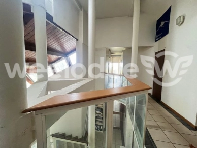 Maison à vendre 12 pièces de 320 m² à Saint-Clair-sur-Epte