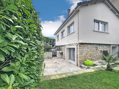 Maison à vendre 4 pièces de 88,03 m² à Saint-Ouen-l'Aumône