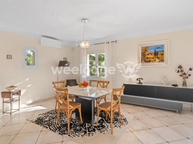 Maison à vendre 7 pièces de 154 m² à Fayence