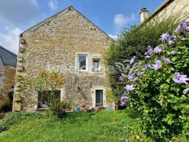 Maison à vendre 7 pièces de 163 m² à Neuville-sur-Oise