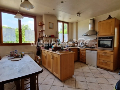 Maison à vendre 7 pièces de 163 m² à Neuville-sur-Oise