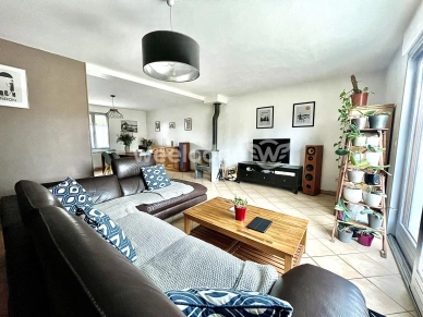 Maison à vendre 6 pièces de 142 m² à Jouy-le-Moutier