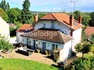 Maison à vendre 9 pièces de 158 m² à Vauréal