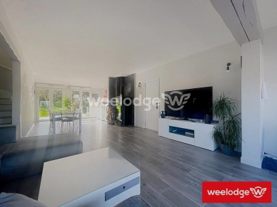 Maison à vendre 9 pièces de 158 m² à Vauréal