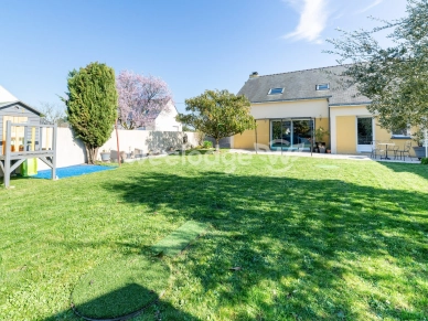 Maison à vendre 5 pièces de 125 m² à Mauves-sur-Loire