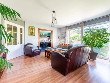 Maison à vendre 5 pièces de 125 m² à Mauves-sur-Loire