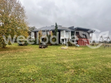 Maison à vendre 12 pièces de 320 m² à Saint-Clair-sur-Epte