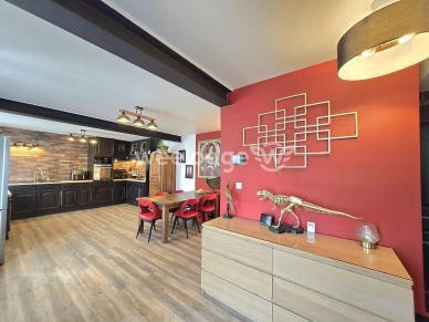 Maison à vendre 5 pièces de 155 m² à Saint-Siméon