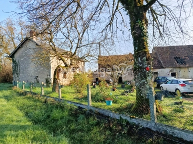 Maison à vendre 3 pièces de 120 m² à Chasseneuil