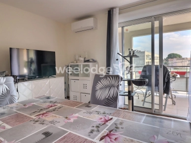 Appartement à vendre 2 pièces de 42 m² à Saint-Chamas