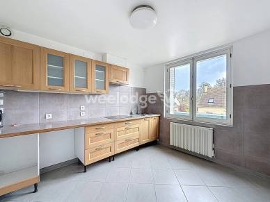 Maison à vendre 7 pièces de 179 m² à Saint-Ouen-l'Aumône