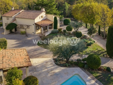 Maison à vendre 7 pièces de 154 m² à Fayence