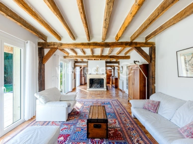 Maison à vendre 9 pièces de 210 m² à Conflans-Sainte-Honorine