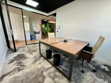 Local commercial à louer 1 pièces de 15 m² à Cergy