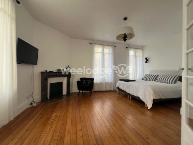 Maison à vendre 8 pièces de 165 m² à Mantes-la-Jolie