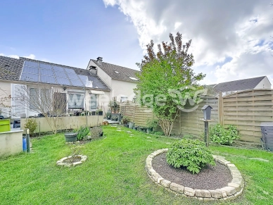 Maison à vendre 4 pièces de 83 m² à Jouy-le-Moutier