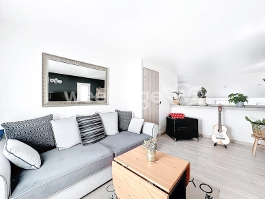 Maison à vendre 4 pièces de 83 m² à Jouy-le-Moutier