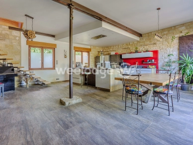 Maison à vendre 11 pièces de 316 m² à Maurecourt