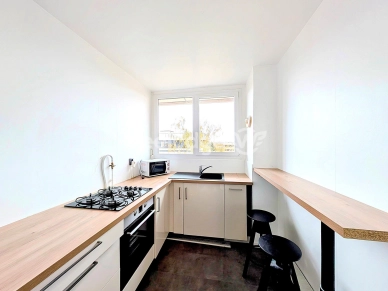 Appartement à vendre 2 pièces de 48,67 m² à Élancourt