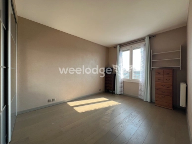Appartement à vendre 3 pièces de 68,4 m² à Mantes-la-Jolie