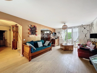 Maison à vendre 8 pièces de 150 m² à Vauréal