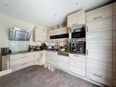 Maison à vendre 8 pièces de 150 m² à Vauréal