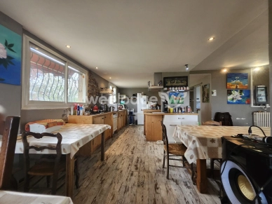 Maison à vendre 6 pièces de 127,83 m² à Pompignan