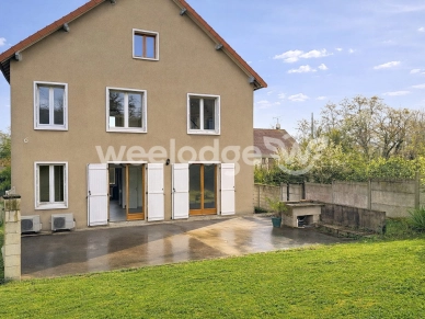 Maison à vendre 7 pièces de 179 m² à Saint-Ouen-l'Aumône