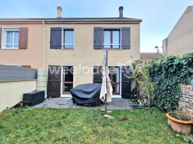 Maison à vendre 5 pièces de 93 m² à Plaisir