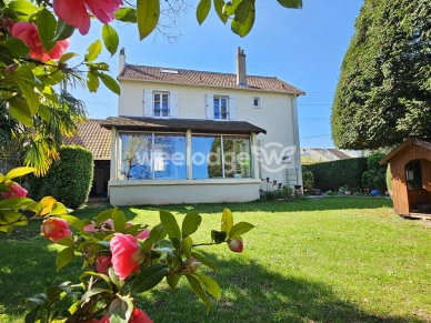 Maison à vendre 7 pièces de 130 m² à Conflans-Sainte-Honorine