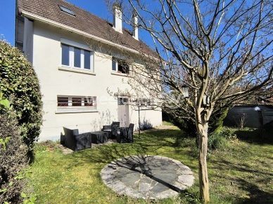 Maison à vendre 5 pièces de 110 m² à Conflans-Sainte-Honorine