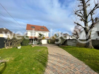 Maison à vendre 6 pièces de 134 m² à Conflans-Sainte-Honorine