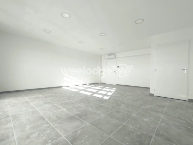 Local commercial à louer 1 pièces de 35 m² à Mazan