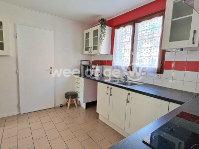 Maison à vendre 5 pièces de 93 m² à Plaisir