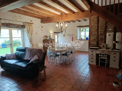 Maison à vendre 4 pièces de 93 m² à Saint-Hilaire-sur-Benaize