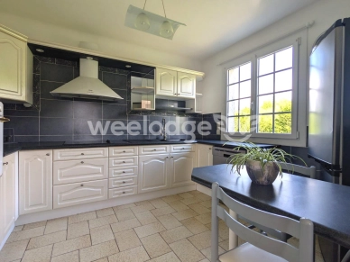 Maison à vendre 5 pièces de 128 m² à Le Cellier