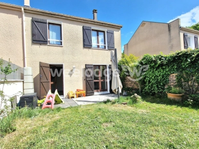 Maison à vendre 5 pièces de 93 m² à Plaisir