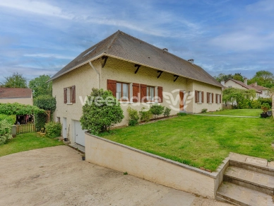 Maison à vendre 10 pièces de 259,84 m² à Andrésy