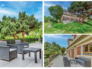 Maison à vendre 10 pièces de 259,84 m² à Andrésy