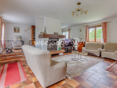 Maison à vendre 10 pièces de 259,84 m² à Andrésy