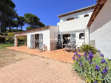 Maison à vendre 7 pièces de 185 m² à Fayence