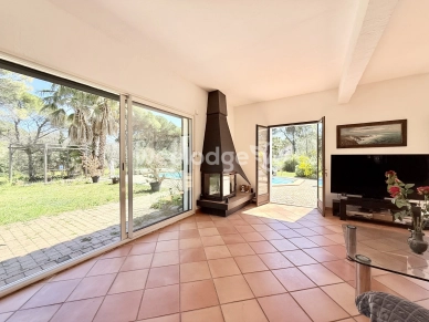 Maison à vendre 7 pièces de 185 m² à Fayence