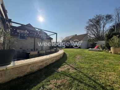 Maison à vendre 7 pièces de 110 m² à Breuil-Bois-Robert